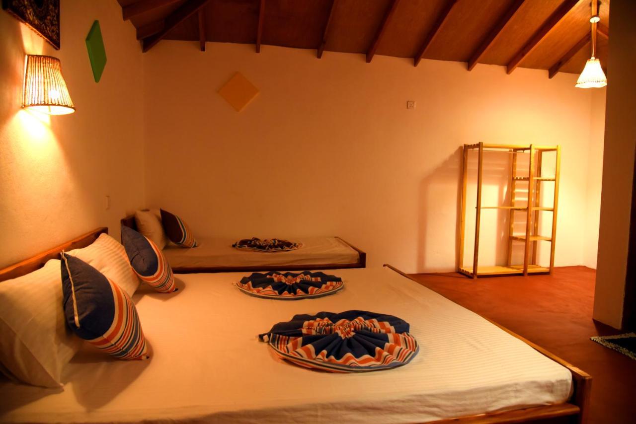 Prime Surfers Bungalow Baie d'Arugam Extérieur photo