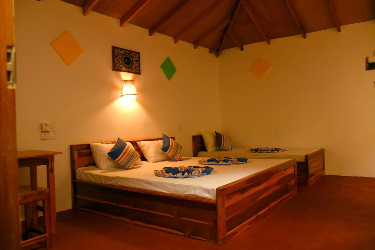 Prime Surfers Bungalow Baie d'Arugam Extérieur photo