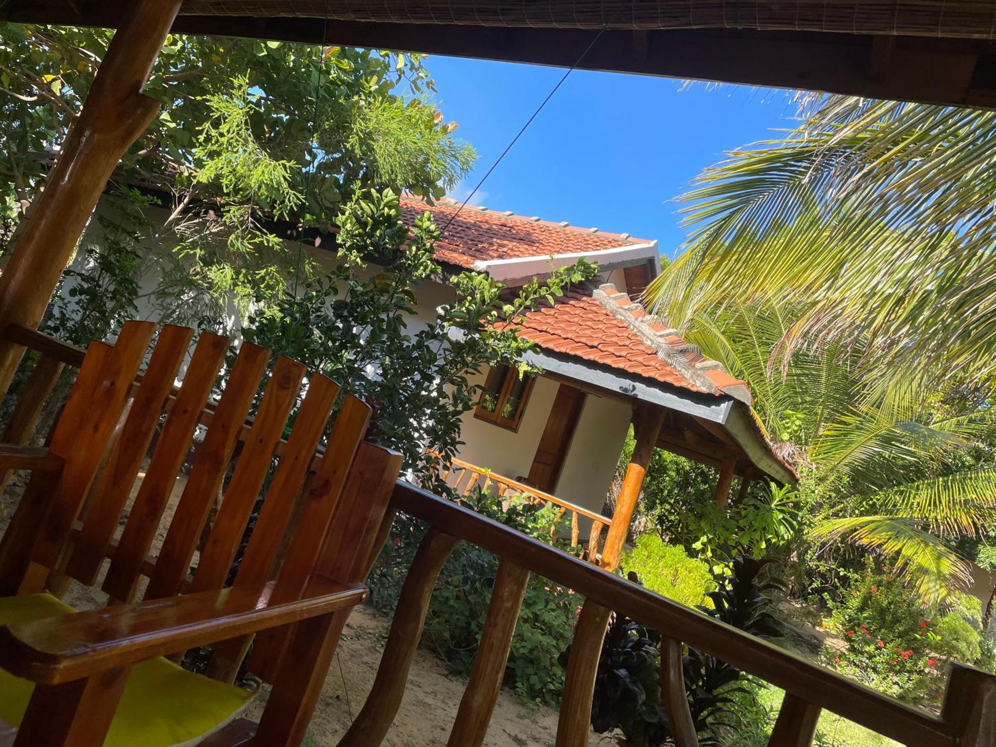 Prime Surfers Bungalow Baie d'Arugam Extérieur photo